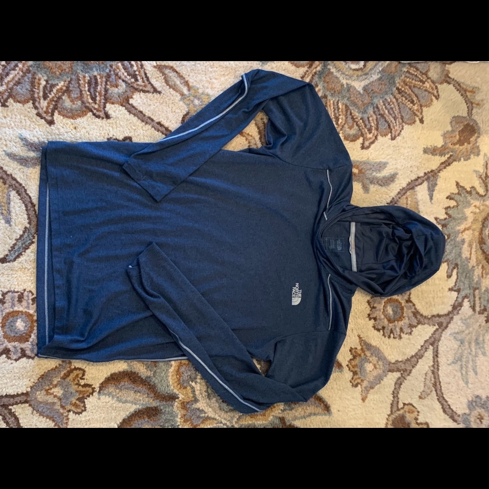 Men’s small north face (thin) hoody